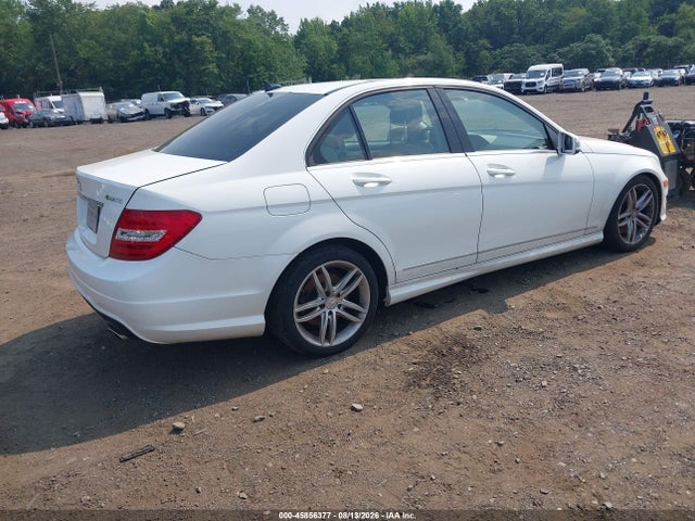 45856377 :رقم المزاد ، WDDGF8AB7DR243050 vin ، 2013 Mercedes-benz C 300 Sport 4matic مزاد بيع