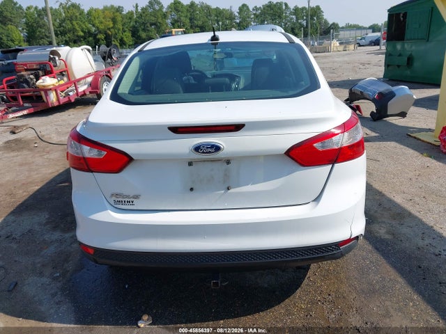 Ford FOCUS S 2014 1FADP3E26EL127615 Image 16