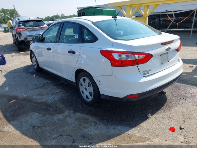 Ford FOCUS S 2014 1FADP3E26EL127615 Image 3