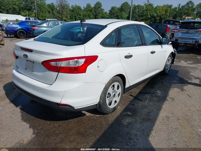 Ford FOCUS S 2014 1FADP3E26EL127615 Image 4