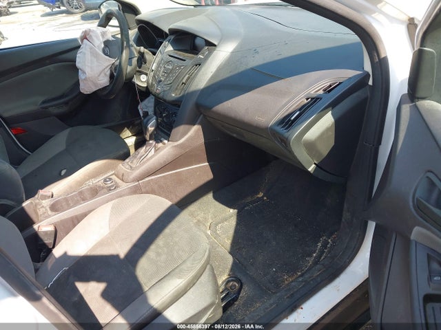 Ford FOCUS S 2014 1FADP3E26EL127615 Image 5