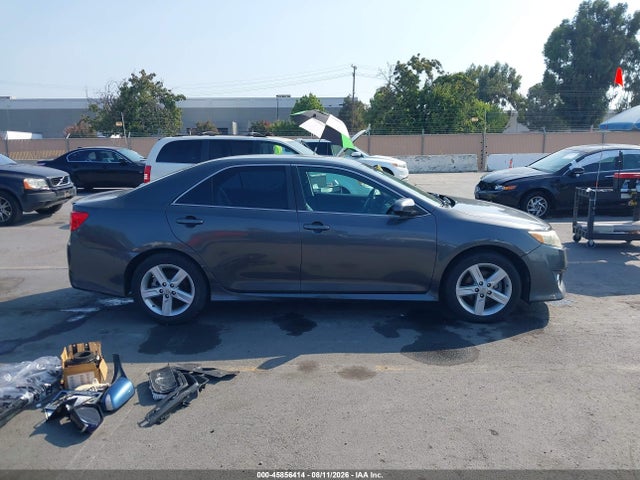 2013 Toyota Camry Se მანქანა იყიდება აუქციონზე, vin: 4T1BF1FK6DU242341, აუქციონის ნომერი: 45856414
