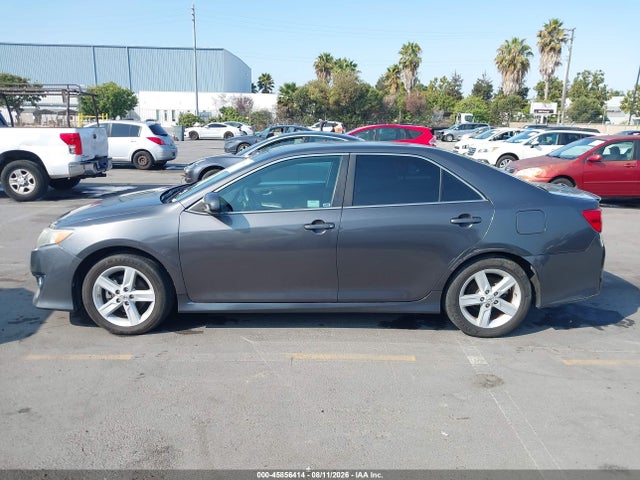 2013 Toyota Camry Se მანქანა იყიდება აუქციონზე, vin: 4T1BF1FK6DU242341, აუქციონის ნომერი: 45856414