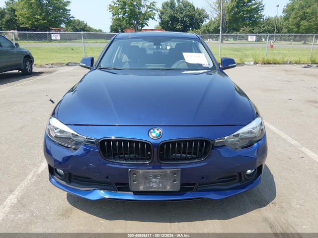 Продаж на аукціоні авто 2017 Bmw 320i Xdrive, vin: WBA8E5G54HNU42262, номер лоту: 45856417