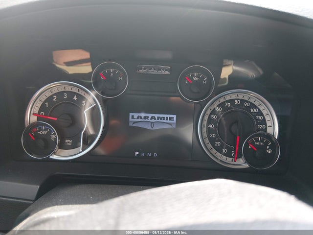 1C6RR7NM4HS522039 RAM 1500 Laramie 4x4 5&#039;7 Box