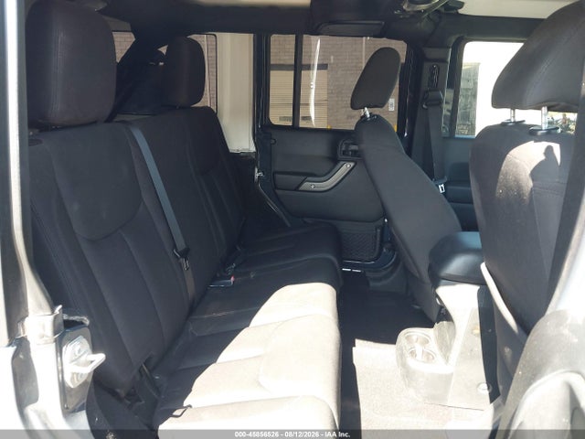 1C4BJWDG9HL520255 Jeep Wrangler Unlimited Sport