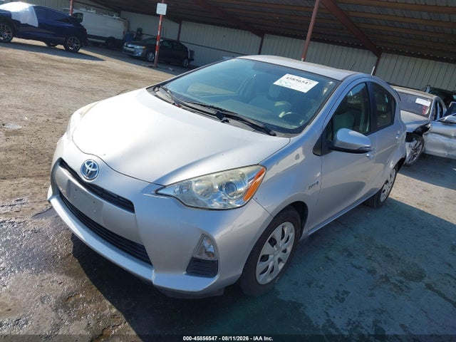 JTDKDTB35E1075896 Toyota Prius C One