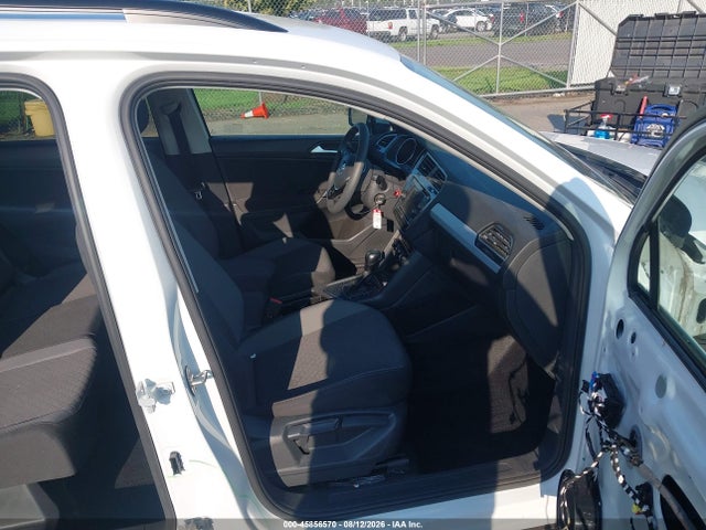 Продаж на аукціоні авто 2019 Volkswagen Tiguan 2.0t S, vin: 3VV1B7AX8KM201214, номер лоту: 45856570
