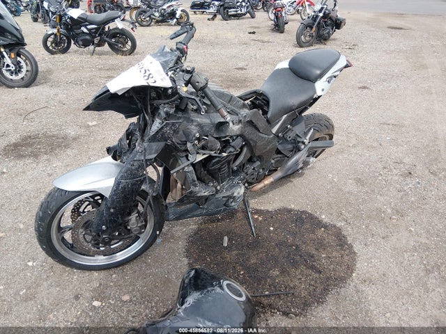 2010 Kawasaki Zr1000 D მანქანა იყიდება აუქციონზე, vin: JKAZRCD12AA000248, აუქციონის ნომერი: 45856582