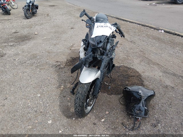 2010 Kawasaki Zr1000 D მანქანა იყიდება აუქციონზე, vin: JKAZRCD12AA000248, აუქციონის ნომერი: 45856582