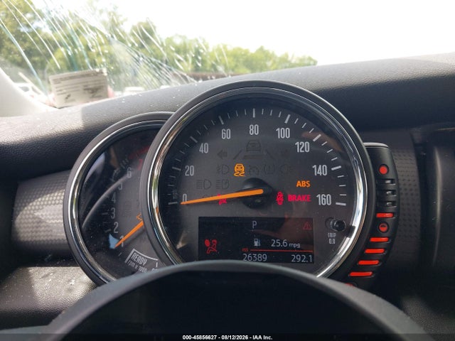 Продаж на аукціоні авто 2015 Mini Hardtop Cooper, vin: WMWXS5C55FT831527, номер лоту: 45856627