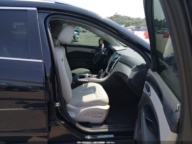 Продажа на аукционе авто 2016 Cadillac Srx Luxury Collection, vin: 3GYFNBE37GS526875, номер лота: 45856647