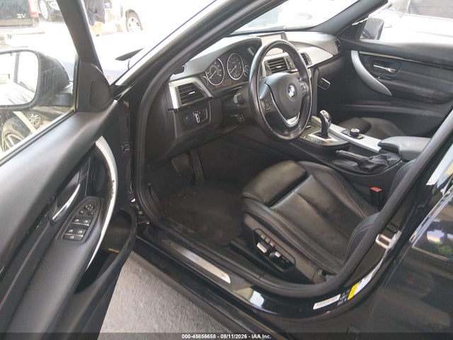 BMW 330i Xdrive 2017 WBA8K3C35HA023328 Image 5