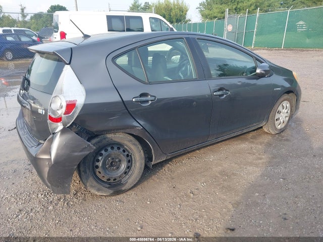2014 Toyota Prius C One მანქანა იყიდება აუქციონზე, vin: JTDKDTB30E1558115, აუქციონის ნომერი: 45856764