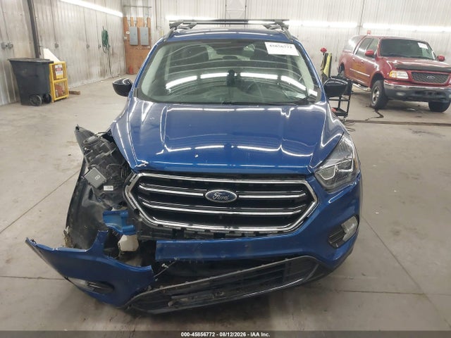 Продажа на аукционе авто 2018 Ford Escape Se, vin: 1FMCU9GD3JUD37315, номер лота: 45856772