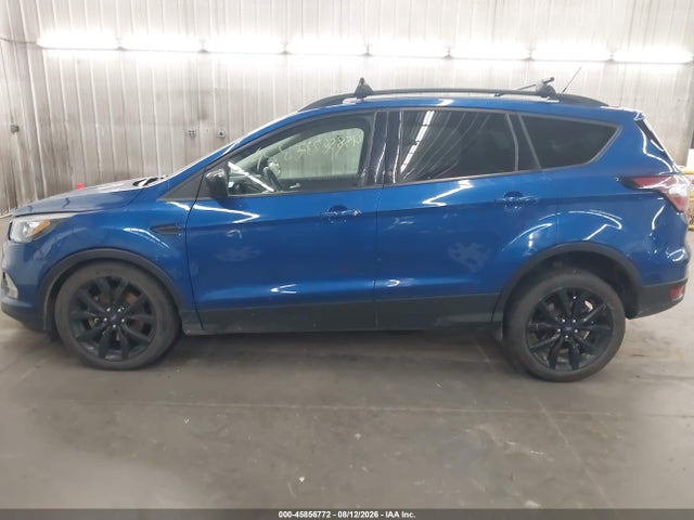 Продажа на аукционе авто 2018 Ford Escape Se, vin: 1FMCU9GD3JUD37315, номер лота: 45856772