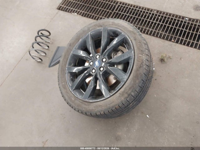 Продажа на аукционе авто 2018 Ford Escape Se, vin: 1FMCU9GD3JUD37315, номер лота: 45856772
