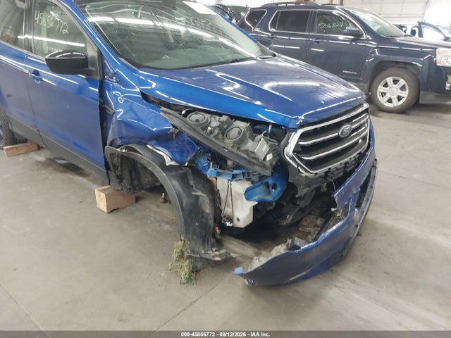 Продажа на аукционе авто 2018 Ford Escape Se, vin: 1FMCU9GD3JUD37315, номер лота: 45856772