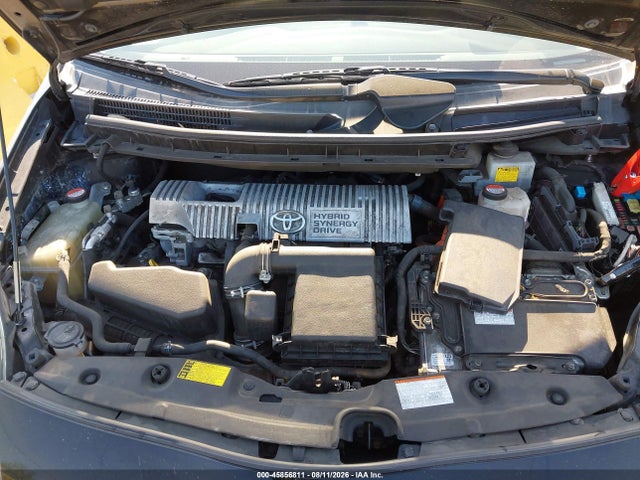 JTDKN3DU5F1934974 Toyota Prius Three
