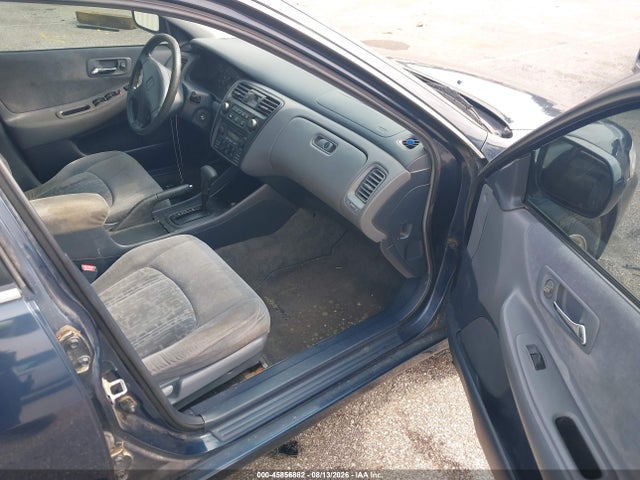2000 Honda Accord 2.3 Ex მანქანა იყიდება აუქციონზე, vin: 1HGCG5653YA089627, აუქციონის ნომერი: 45856882