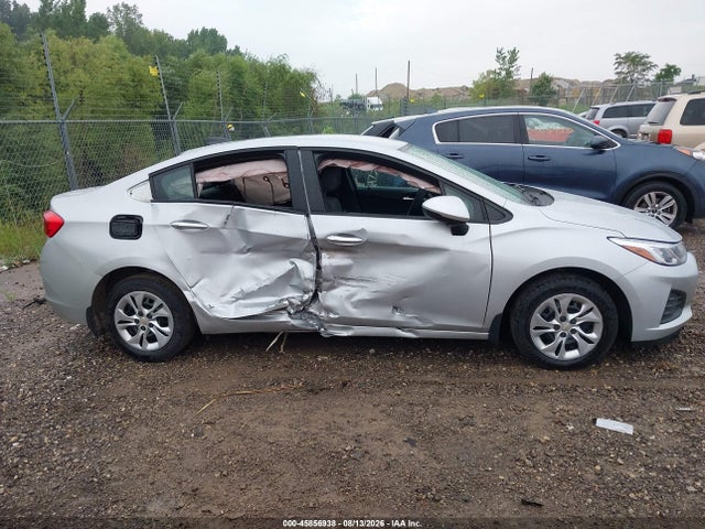 45856938 :رقم المزاد ، 1G1BC5SM8K7133220 vin ، 2019 Chevrolet Cruze Ls مزاد بيع