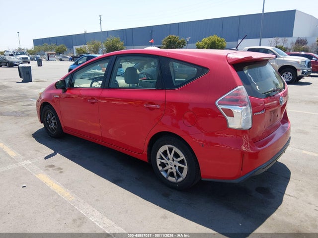 JTDZN3EU4FJ039330 Toyota Prius V Four