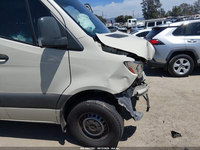Продажа на аукционе авто 2019 Mercedes-benz Sprinter 1500 Standard Roof I4, vin: WD4PE7EDXKT015391, номер лота: 45857091