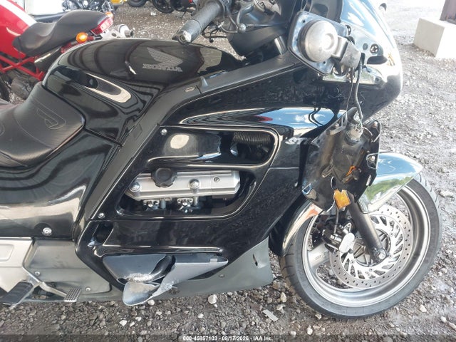 1994 Honda St1100 მანქანა იყიდება აუქციონზე, vin: JH2SC2603RM400361, აუქციონის ნომერი: 45857103