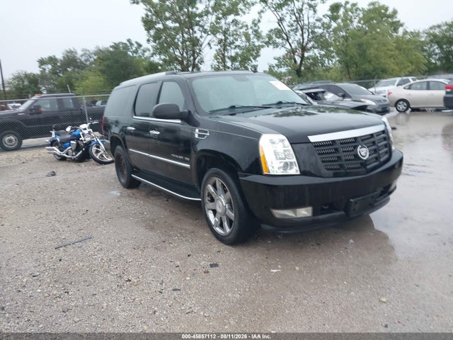 Продажа на аукционе авто 2011 Cadillac Escalade Esv Luxury, vin: 1GYS4HEF3BR356928, номер лота: 45857112