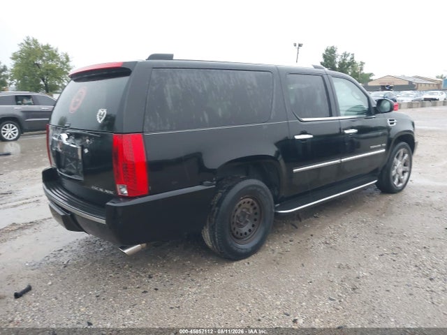 Продажа на аукционе авто 2011 Cadillac Escalade Esv Luxury, vin: 1GYS4HEF3BR356928, номер лота: 45857112
