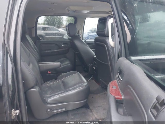 Продажа на аукционе авто 2011 Cadillac Escalade Esv Luxury, vin: 1GYS4HEF3BR356928, номер лота: 45857112