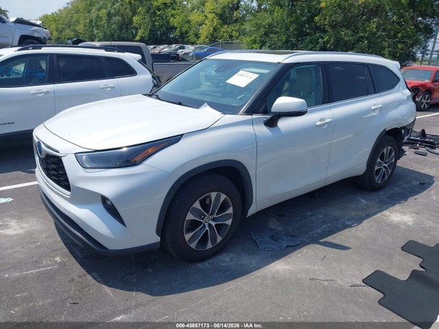 45857173 :رقم المزاد ، 5TDGARAH8NS512341 vin ، 2022 Toyota Highlander Hybrid Xle مزاد بيع