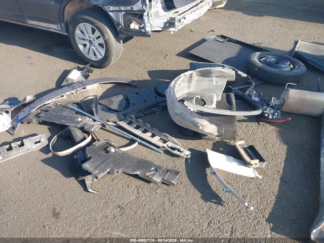 2015 Subaru Outback 2.5i Premium მანქანა იყიდება აუქციონზე, vin: 4S4BSACC1F3212956, აუქციონის ნომერი: 45857178