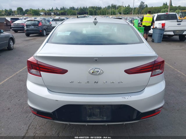 Hyundai ELANTRA SEL 2019 5NPD84LF2KH457979 Image 16
