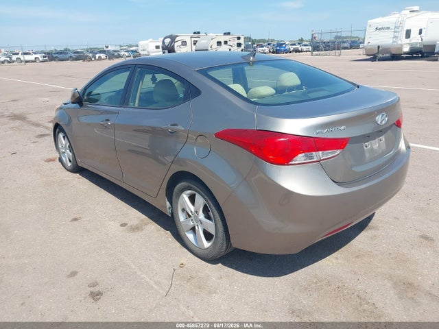 Продажа на аукционе авто 2013 Hyundai Elantra Gls, vin: 5NPDH4AE8DH227814, номер лота: 45857279