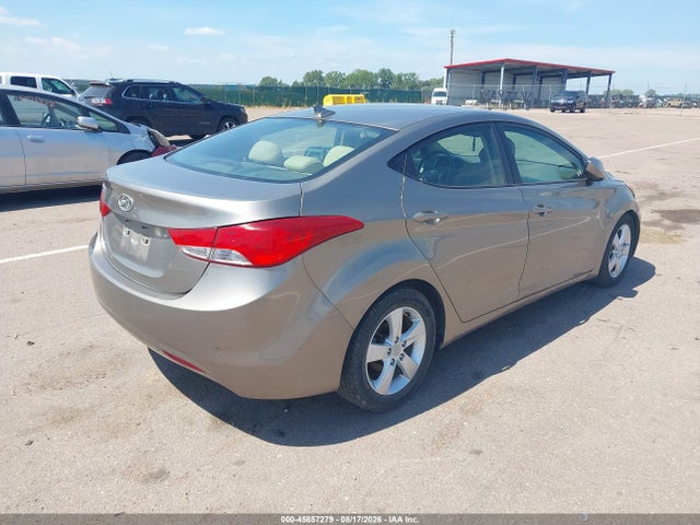 Продажа на аукционе авто 2013 Hyundai Elantra Gls, vin: 5NPDH4AE8DH227814, номер лота: 45857279