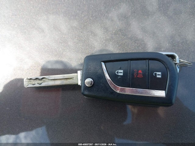 NMTKHMBX7JR045288 Toyota C-HR XLE