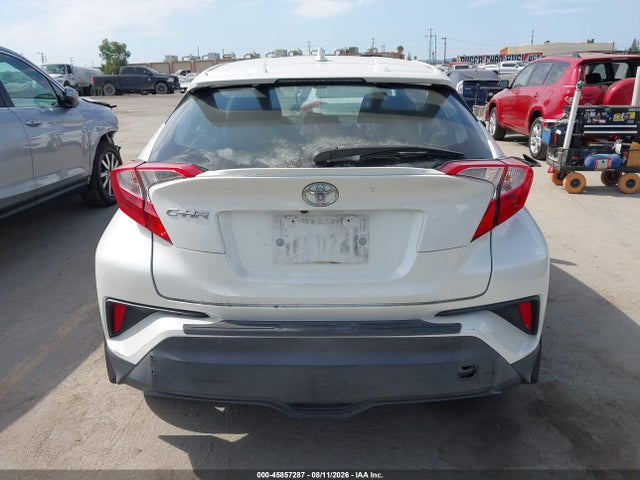 NMTKHMBX7JR045288 Toyota C-HR XLE
