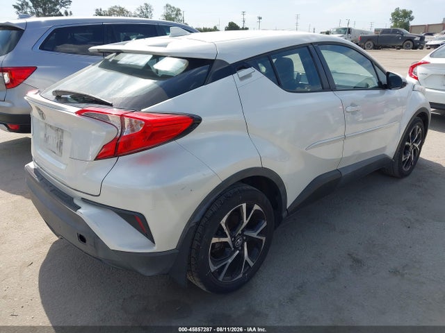 NMTKHMBX7JR045288 Toyota C-HR XLE