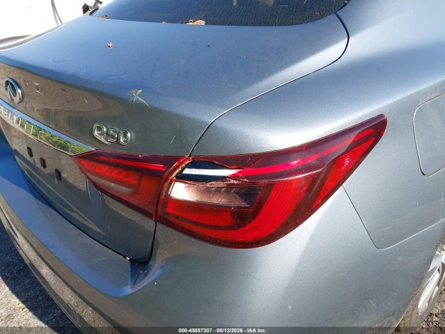 45857307 :رقم المزاد ، JN1EV7AP0JM590645 vin ، 2018 Infiniti Q50 3.0t Luxe مزاد بيع