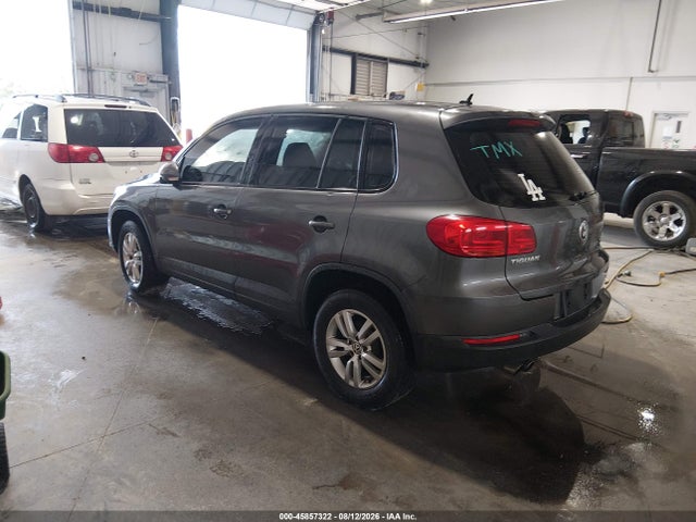 2013 Volkswagen Tiguan S მანქანა იყიდება აუქციონზე, vin: WVGBV3AXXDW593601, აუქციონის ნომერი: 45857322