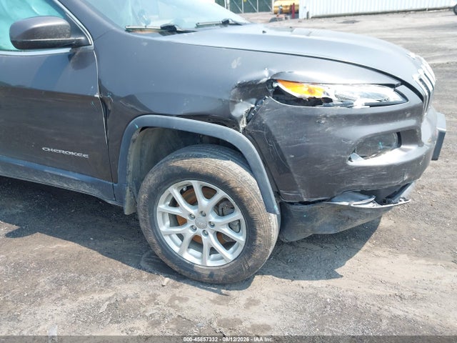 45857332 :رقم المزاد ، 1C4PJMCS8FW577641 vin ، 2015 Jeep Cherokee Latitude مزاد بيع