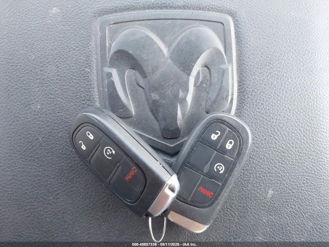 45857336 :رقم المزاد ، 3C6UR5FJ4GG351088 vin ، 2016 Ram 2500 Laramie مزاد بيع