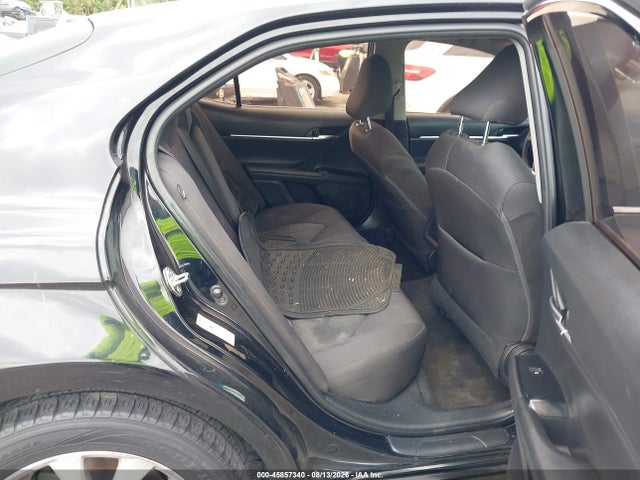 Toyota CAMRY LE 2018 4T1B11HK0JU608947 Image 8