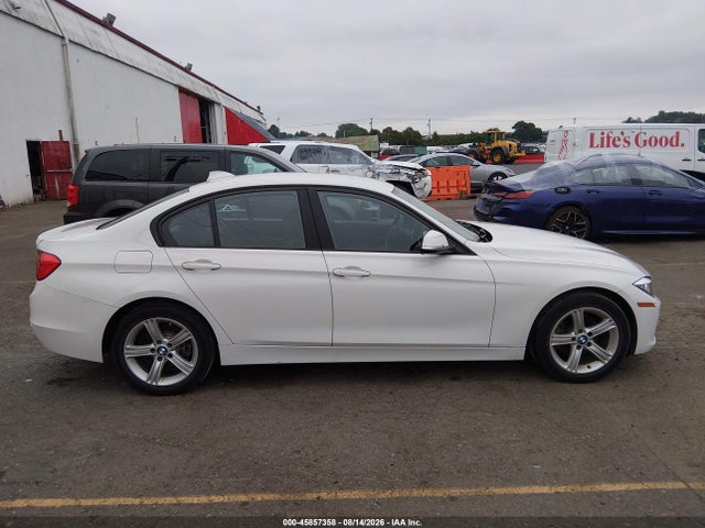 BMW 320i Xdrive 2015 WBA3C3G57FNS76479 Image 13