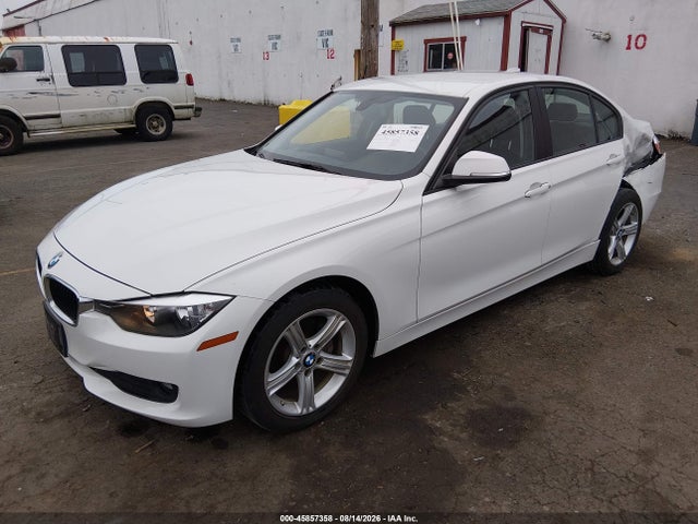 BMW 320i Xdrive 2015 WBA3C3G57FNS76479 Image 2