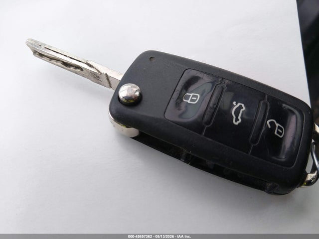 2011 Volkswagen Jetta Sportwagen 2.0l Tdi მანქანა იყიდება აუქციონზე, vin: 3VWML7AJ4BM648026, აუქციონის ნომერი: 45857362