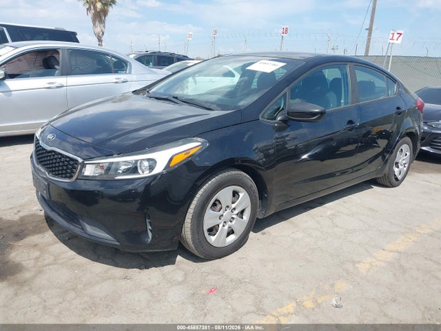 KIA FORTE LX 2017 3KPFK4A74HE024375 Image 2