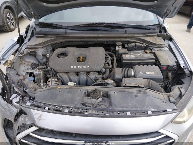 5NPD84LF0HH157575 Hyundai ELANTRA SE