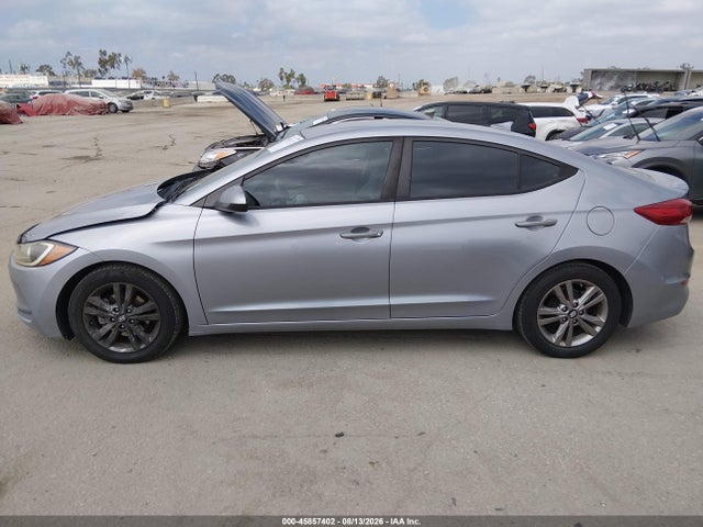 5NPD84LF0HH157575 Hyundai ELANTRA SE